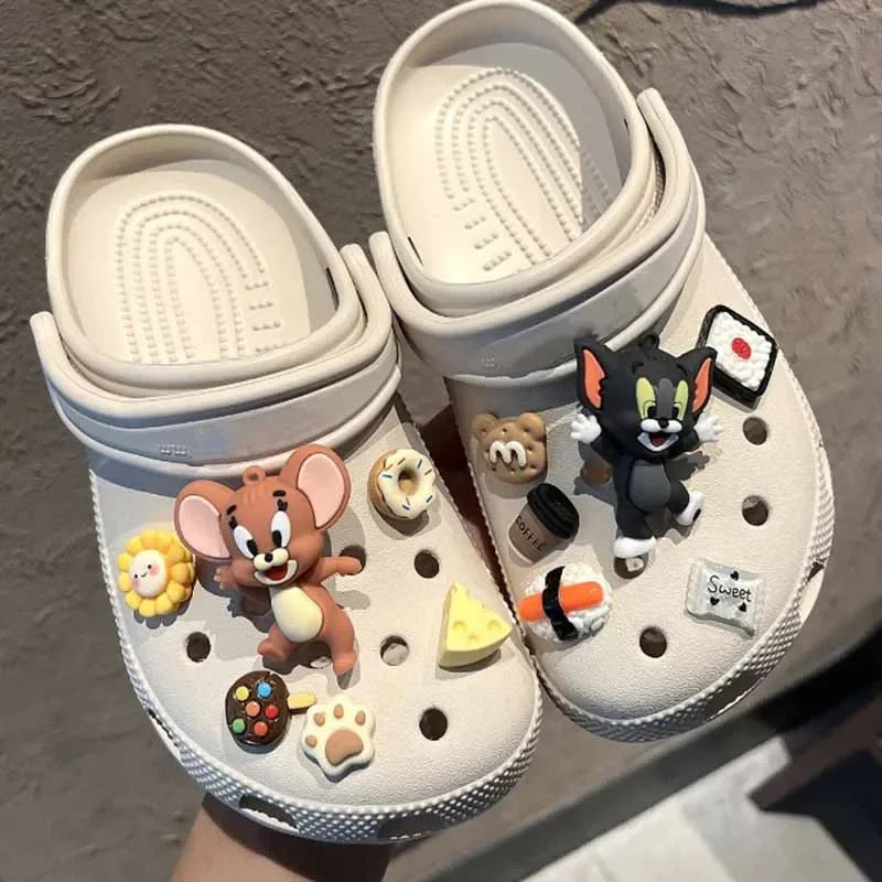 MINISO Tom & Jerry Shoe Charms Set