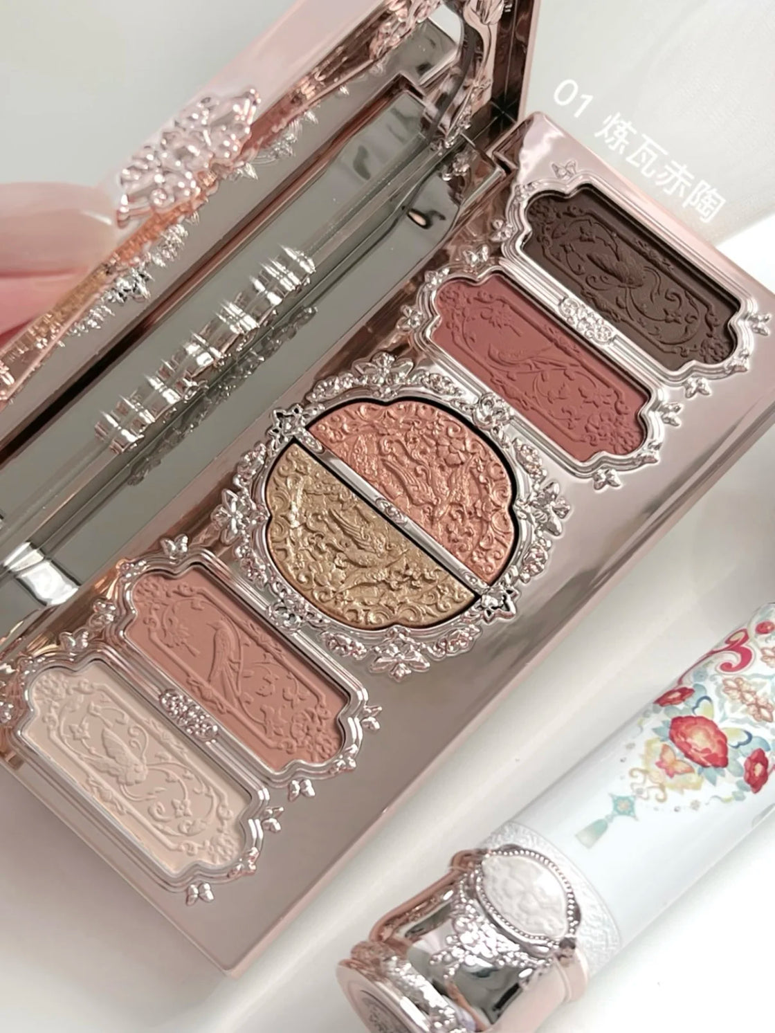 Flower Knows Butterfly 6-Color Eyeshadow Palette