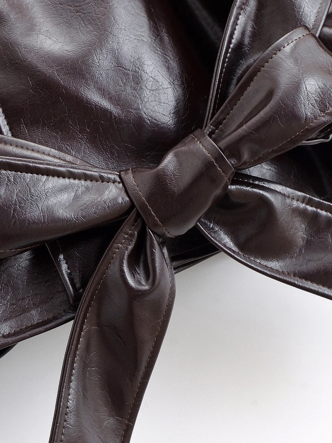 Women's clothing 2025 early autumn new fashionable simple temperament belt lapel imitation leather windbreaker