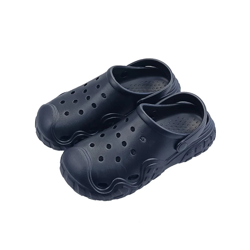 MINISO Comfortable Outdoor Casual Beach Sandals Wear-Resistant Anti-Slip Breathable Clog Shoes Anime Themed Toys And Hobbies