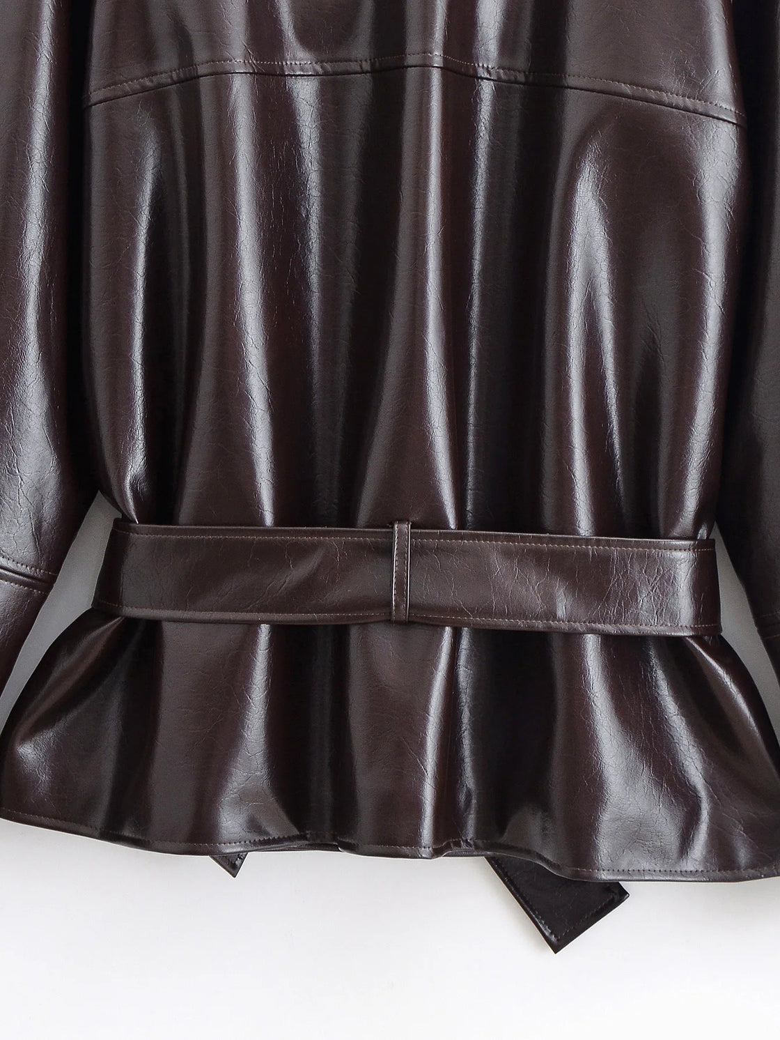 Women's clothing 2025 early autumn new fashionable simple temperament belt lapel imitation leather windbreaker