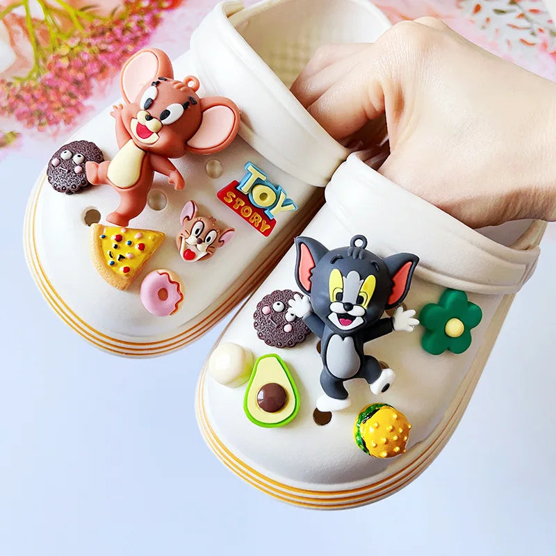 MINISO Tom & Jerry Shoe Charms Set