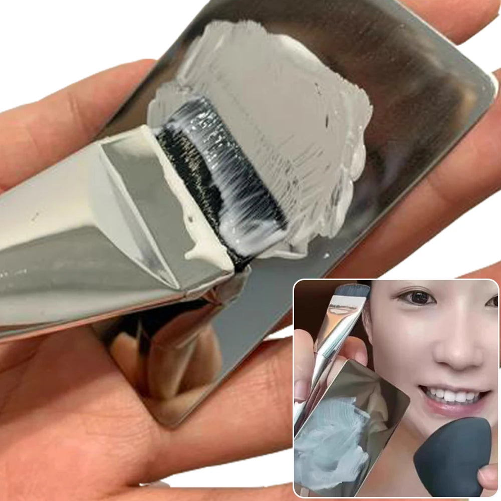 Elegant design of the 3pcs Foundation Makeup Tools Kit in practical use, proving to be reliable portable makeup tools.