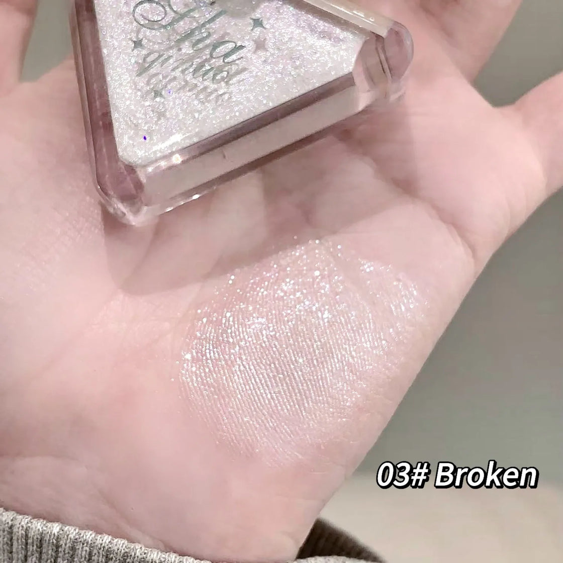 SHAQINUO Pearlescent Glitter Liquid Eyeshadow